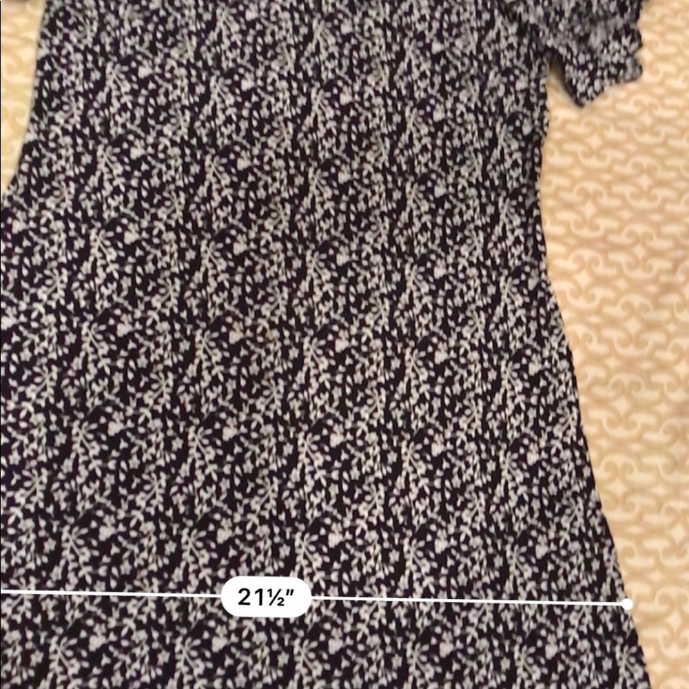 Dress - Picture 6 of 8